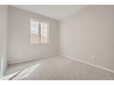24221 E 40th Ave, Aurora, CO 80019 photo 9