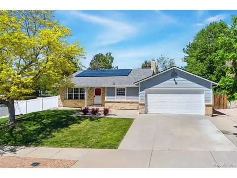 1606 S Flanders Way, Aurora, CO 80017