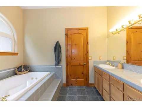 Undisclosed, Silverthorne, CO 80498 photo 17