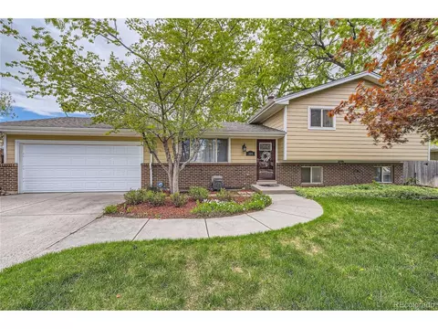 164 W Acoma Dr, Littleton, CO 80120