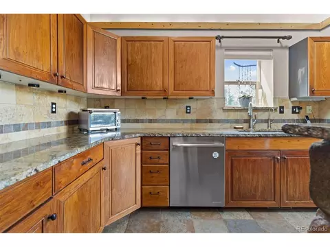 Kitchen - 19184 Silver Ranch Rd, Conifer, CO 80433 photo 3 of 5