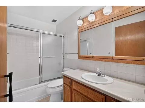Bath - 9155 E Center Ave #56-10D, Denver, CO 80247 photo 1 of 2