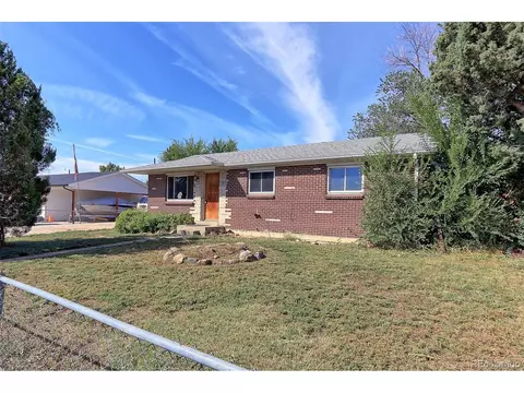 7877 Pearl St, Denver, CO 80229