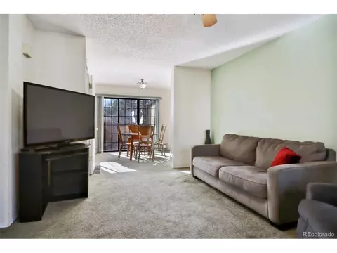 18538 E Whitaker Cir #D, Aurora, CO 80015 photo 3