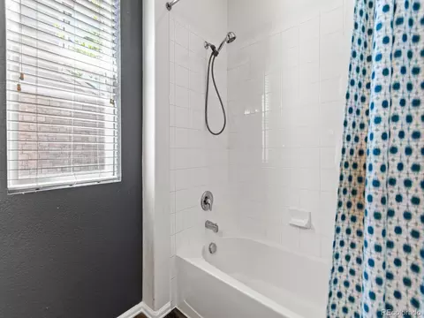 Bath - 25774 E 1st Pl, Aurora, CO 80018 photo 2 of 4