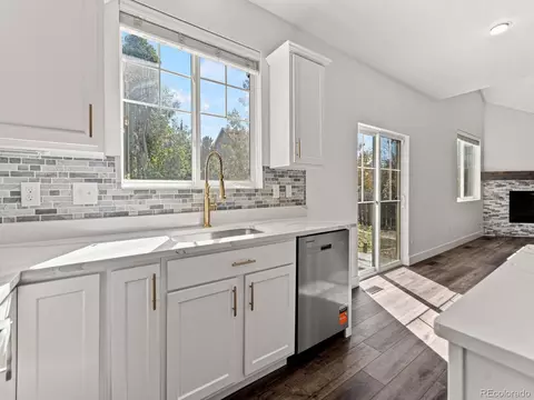 Kitchen - 25774 E 1st Pl, Aurora, CO 80018 photo 5 of 6