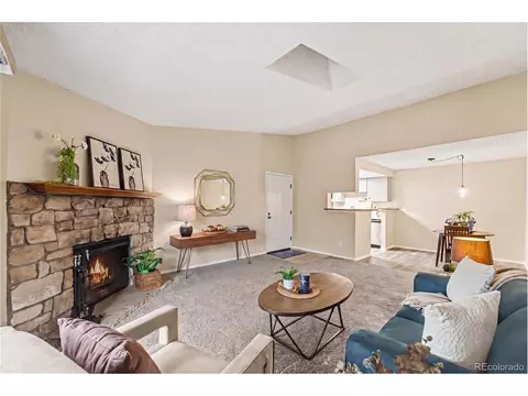 8225 E Fairmount Dr #9-201, Denver, CO 80247