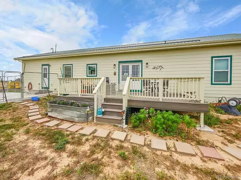 10660 Schumaker Rd, Bennett, CO 80102 photo 34