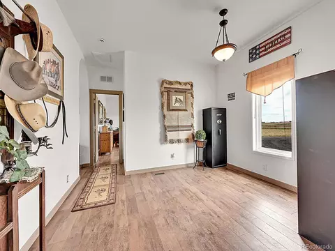 10660 Schumaker Rd, Bennett, CO 80102 photo 11