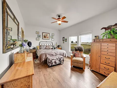 10660 Schumaker Rd, Bennett, CO 80102 photo 4