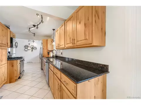 6431 E Cornell Ave, Denver, CO 80222 photo 5