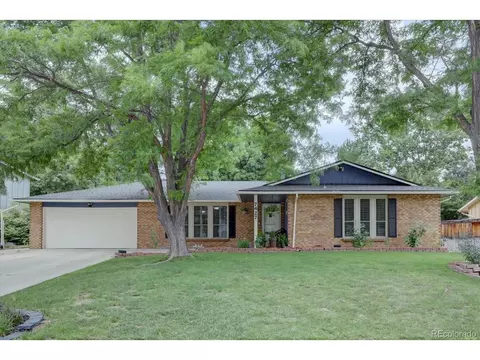7427 S Ames Ct, Littleton, CO 80128