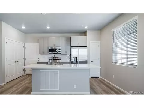 Kitchen - 22423 E 46th Ave, Aurora, CO 80019 photo 2 of 6