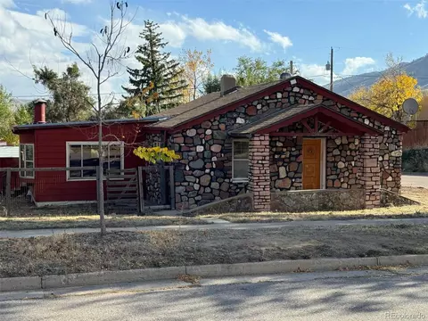 1023 6th St, Golden, CO 80403