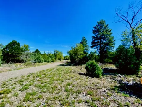22 Lake Of The Falls Pkwy, Mosca, CO 81146