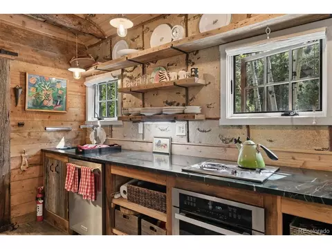 Kitchen - 3141 Riverside Dr, Lyons, CO 80540 photo 2 of 4