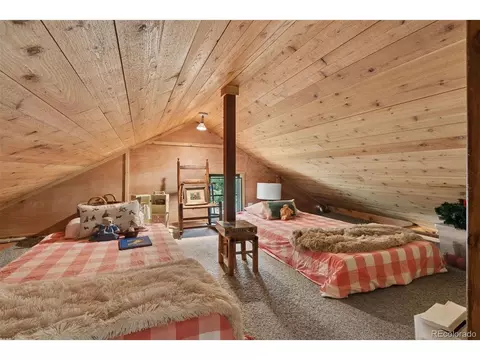 Bedroom - 3141 Riverside Dr, Lyons, CO 80540 photo 4 of 5