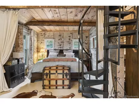 Bedroom - 3141 Riverside Dr, Lyons, CO 80540 photo 2 of 5