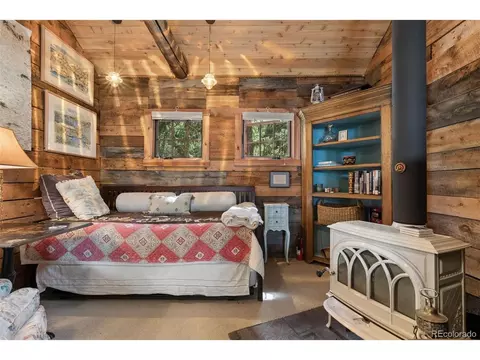 Bedroom - 3141 Riverside Dr, Lyons, CO 80540 photo 1 of 5