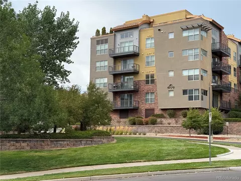 9079 E Panorama Cir #304, Englewood, CO 80112