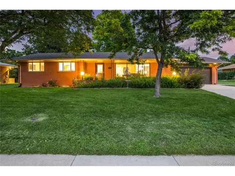 8705 W 68th Pl, Arvada, CO 80004
