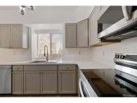 18965 E 47th Ave, Denver, CO 80249 photo 6