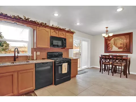 6903 Moore St, Arvada, CO 80004 photo 5