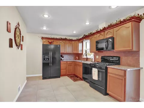6903 Moore St, Arvada, CO 80004 photo 4