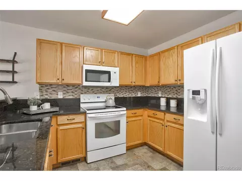 15555 E 40th Ave #20, Denver, CO 80239 photo 11