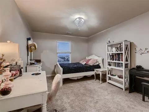 23583 Eads Dr, Aurora, CO 80016 photo 20