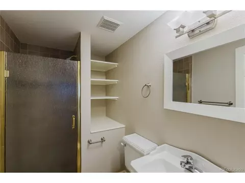 Bath - 1407 Quince Ave, Boulder, CO 80304 photo 3 of 6