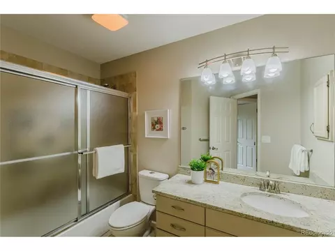 Bath - 1407 Quince Ave, Boulder, CO 80304 photo 5 of 6