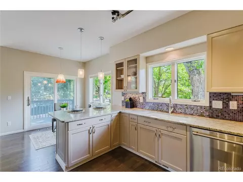 Kitchen - 1407 Quince Ave, Boulder, CO 80304 photo 4 of 6