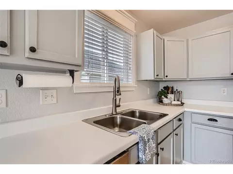 19896 E Dickenson Pl, Aurora, CO 80013 photo 12