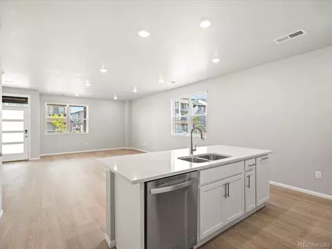 22183 E 7th Pl, Aurora, CO 80018 photo 8