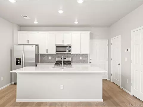 22183 E 7th Pl, Aurora, CO 80018 photo 10