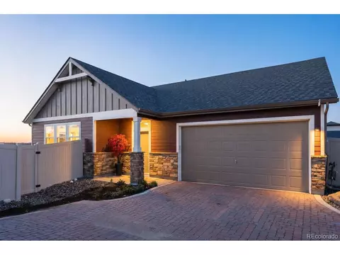 5126 N Quemoy Ct, Aurora, CO 80019