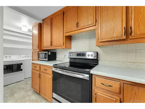 8675 Calvin Dr, Arvada, CO 80002 photo 9
