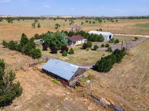 4750 County Road B, Wiggins, CO 80654 photo 9