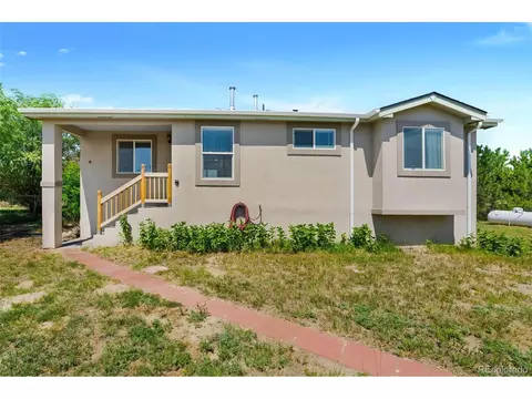4750 County Road B, Wiggins, CO 80654 photo 4