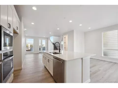 5245 Queen Ct, Arvada, CO 80002 photo 11