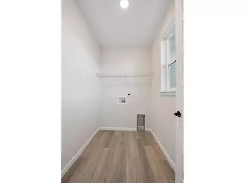 5245 Queen Ct, Arvada, CO 80002 photo 3