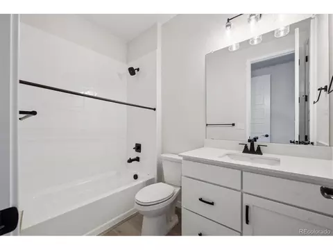 5245 Queen Ct, Arvada, CO 80002 photo 18