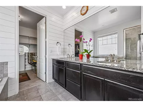 Bath - 8549 Eldora Way, Arvada, CO 80007 photo 2 of 4