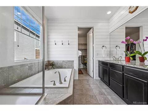 Bath - 8549 Eldora Way, Arvada, CO 80007 photo 1 of 4