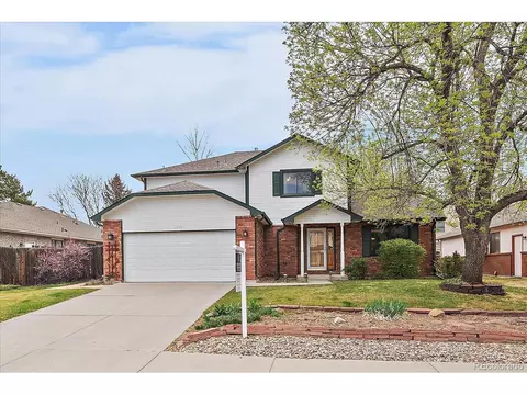 2428 Maplewood Cir, Longmont, CO 80503