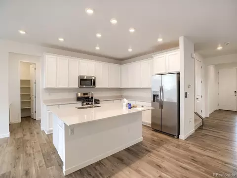 24188 E Kentucky Pl, Aurora, CO 80018 photo 2