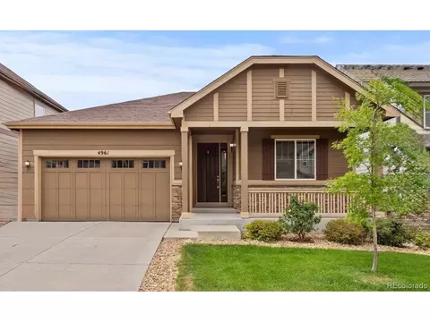 4961 S Versailles Cir, Aurora, CO 80015
