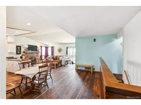 185 Mckinley Dr, Bennett, CO 80102 photo 4