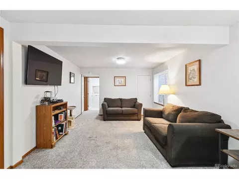 185 Mckinley Dr, Bennett, CO 80102 photo 19
